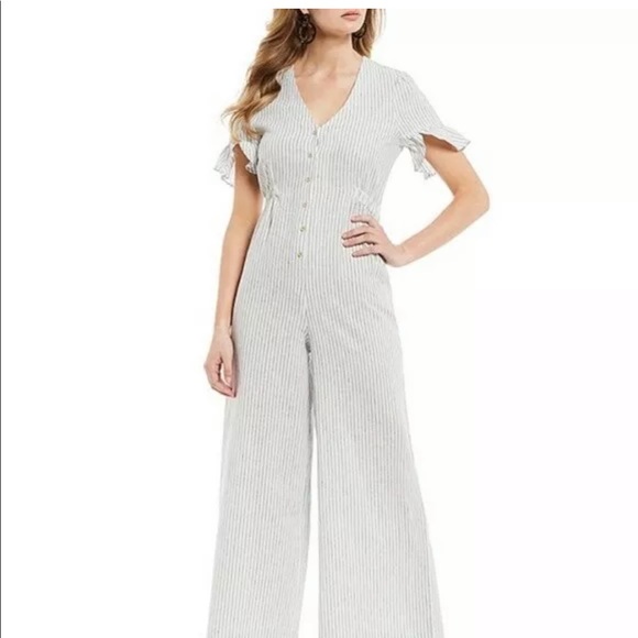 A loves a jumpsuit size S NWT - Picture 3 of 3